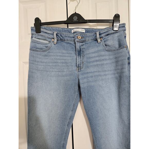 Kancan size 30 women's  cropped medium wash jeans - Picture 3 of 10